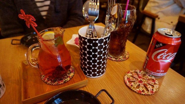 6 Amazing bars in Hapjeong These 6 bars all have different characters and style. Some of them will blow your mind!